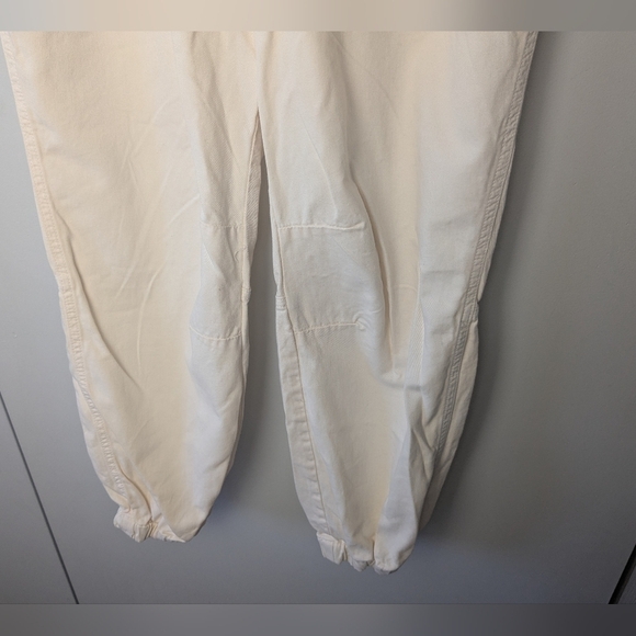 NWT FREE PEOPLE Capri Cadet Pull On Pant Size S 100% Cotton Color Ivory Relaxed - Picture 4 of 15